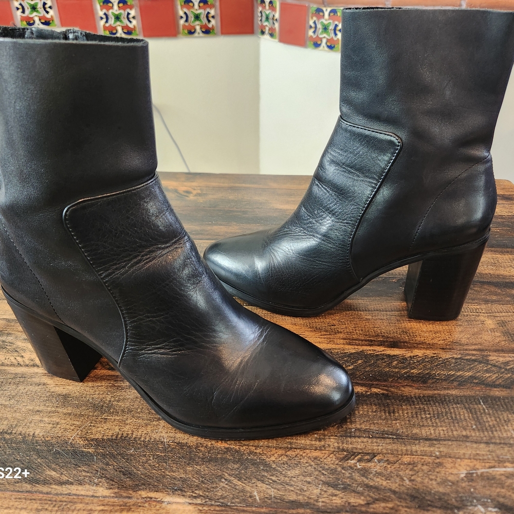 Steve Madden Black Heeled Boots SKU X07 - Picture 9 of 10